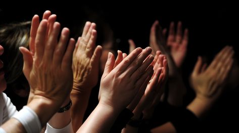 People Clapping Hands, People Clapping, Seventeen Songs, Clapping Hands, Background Ppt, Images Design, Visual Story, Blue Sky Background, Universal Language