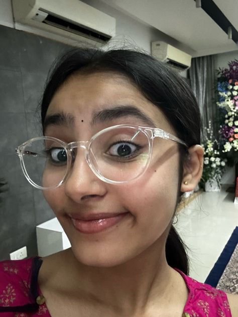 Specs For Round Face For Women, Specs Frames Women, Cute Glasses Frames, Specs Frame, Ariana Grande Outfits, Casual Indian Fashion, Portraiture Drawing, Cute Tumblr Pictures, Cute Glasses