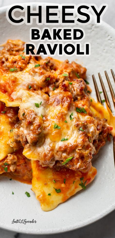 Beef Ravioli Recipe, Cheese Ravioli Recipe, Baked Ravioli, Ravioli Bake, Ravioli Recipe, Baked Pasta Recipes, Pasta Dinners, Pasta Dinner Recipes, Easy Cheesy