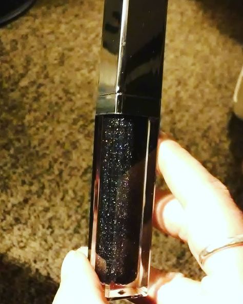 Sheer black lipgloss that smells like berries! Black Lipgloss, Aesthetic Black, Gloss Black, Makeup Art, Black Aesthetic, Lip Gloss, Black Color, Lips, Makeup