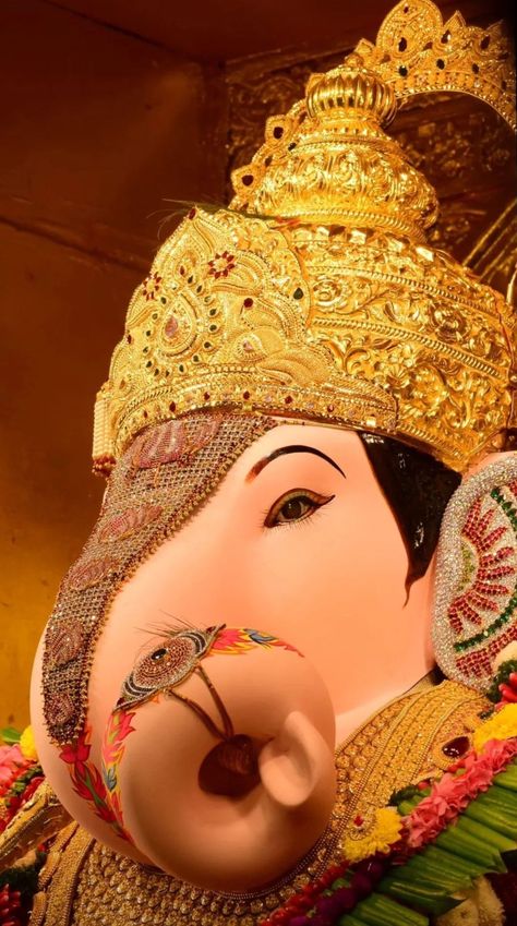 Interior Hacks, Bappa Decoration, Ganapati Idol, Bappa Photo, Full Hd Wallpaper Download, Iphone Wallpaper Earth, Ganpati Bappa Wallpapers, Durga Picture, Ganpati Bappa Photo