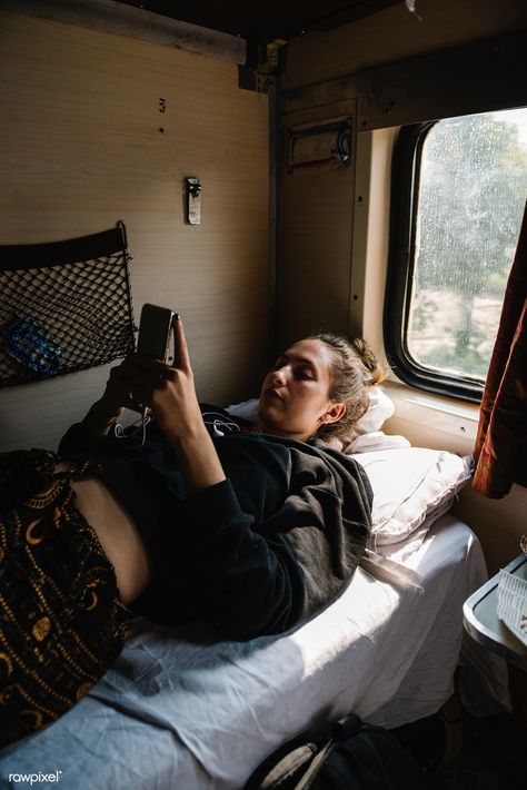 Poses In Train, Indian Train Photography, Indian Train Aesthetic, Train Window Photography, Trains Aesthetic, Train Poses, Train Pose, Indian Train, Train Window