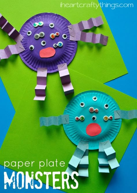 Simple and easy Paper Plate Monster Craft for Kids that they will love. Fun kids craft for all year round. Paper Plate Art, Paper Plate Crafts For Kids, Monster Craft, Monster Crafts, Monster Theme, Paper Plate Crafts, Daycare Crafts, Plate Crafts, Theme Halloween