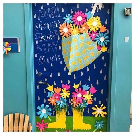 This door is just goals! I wish I had the ability to do this!! 😍 @theprintedsociety . . . . . #teachersfollowteachers #teachersofig #texasteacher #doorgoals Easter Classroom Door, Preschool Door Decorations, Spring Classroom Door, Beautiful Classroom, Classroom Door Decorations, Door Decorations Classroom Christmas, Easter Classroom, Spring Door Decoration, School Door Decorations