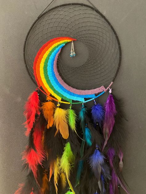 Rainbow Dreamcatcher Large Wall Hanging Handmade Chakra - Etsy Turkey Rainbow Dreamcatcher, Hippie Crafts, Dream Catcher Decor, Large Wall Hanging, Wall Hanging Handmade, Pouring Painting, Xmas Ideas, 7 Chakras, Birthday Gift Ideas