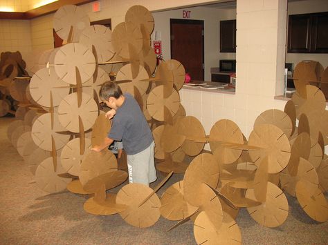 2d>3d cardboard installation Cardboard Installation Art, Cardboard Set Design, Cardboard Installation, Collaborative Art Projects, Cardboard Design, Cardboard Sculpture, Cardboard Art, Collaborative Art, School Art Projects