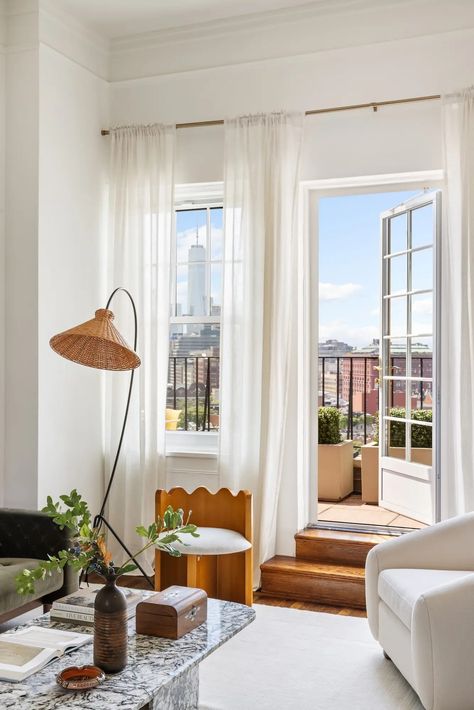 Look out on the best of the West Village from the terrace of this $4.5M penthouse West Village Apartment Aesthetic, New York Studio Apartment Aesthetic, Toronto Homes, Transitional Apartment, West Village Apartment, West Village Townhouse, Home Nyc, Affordable Apartments, Apartment Aesthetic