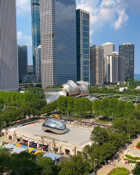 #Chicago🇺🇸 6 Parks You Must Visit 📌SAVE this for your next trip to Chicago Millennium Park 📍 Address: 201 E Randolph St, Chicago, IL 60602 Maggie Daley Park 📍 Address: 337 E Randolph St, Chicago, IL 60601 Grant Park 📍 Address: 337 E Randolph St, Chicago, IL 60601 (Grant Park and Maggie Daley Park are adjacent to each other) Lincoln Park 📍 Address: 2045 N Lincoln Park W, Chicago, IL 60614 Navy Pier 📍 Address: 600 E Grand Ave, Chicago, IL 60611 (While Navy Pier isn’t a traditional park, ... Trip To Chicago, Millennium Park, Grant Park, Navy Pier, Lincoln Park, Chicago Il, Lincoln, You Must, Chicago