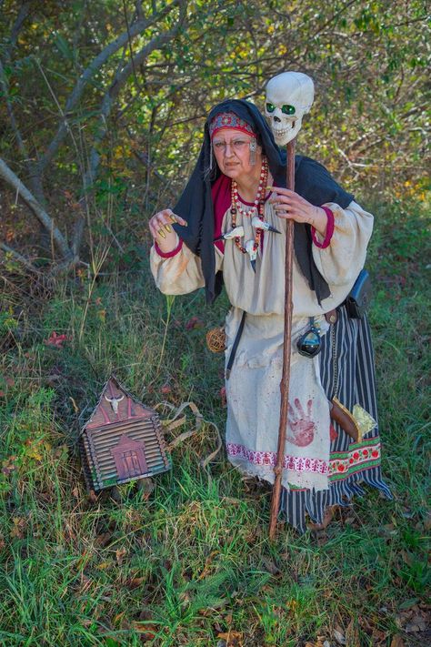 My #BabaYaga costume. Fall 2021 Folk Horror Costume, Baba Yaga Costume, Slavic Halloween, Purim Ideas, Baba Yaga House, Grandma Costume, Horror Costumes, Addams Family Musical, Folk Horror