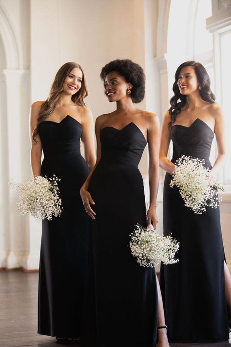 Bridesmaid Dresses Styles, Popular Bridesmaid Dresses, Modern Bridesmaid Dresses, Modern Bridesmaid, Black Bridesmaids, Gaun Fashion, Pakistani Wedding Dress, Pink Wedding Dress, Bridesmaid Dress Styles