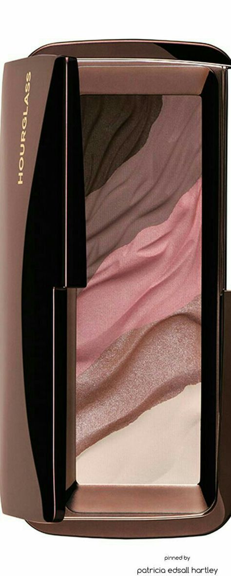 Metallic Eyeshadow Palette, Hourglass Makeup, Hourglass Cosmetics, Metallic Eyeshadow, Brown And Pink, Makeup Blog, Luxury Makeup, Powder Makeup, Beauty Brands