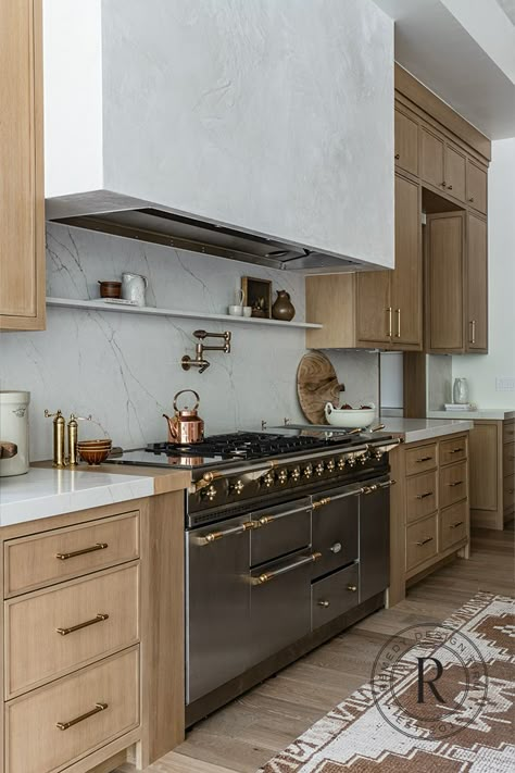 Kitchen Hood Design, Kitchen Vent Hood, White Oak Kitchen, Kitchen Vent, Bronze Fixtures, Oak Kitchen Cabinets, Warm Palette, California Living, Rustic Glam