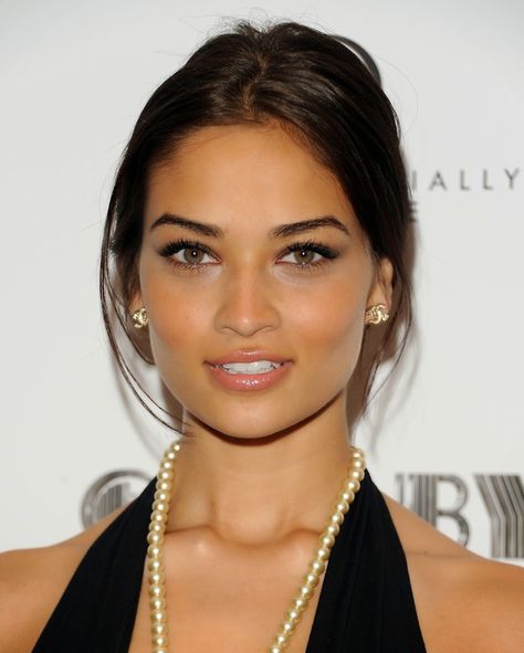 shanina shaik | Shanina Shaik | officialpamela Shanina Shaik, Victorias Secret Models, Irina Shayk, Flawless Makeup, Looks Style, Beautiful Eyes, Pretty Face, A Black, Beautiful People