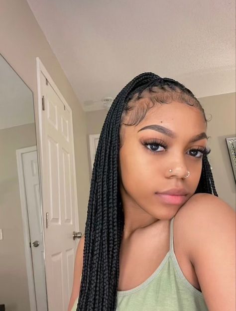 Small Knotless, Protective Hairstyles Braids, Pretty Braided Hairstyles, Girls Hairstyles Braids, Hair Ponytail Styles, Hair Laid, Knotless Braids, Braided Hairstyles For Black Women, Ponytail Styles