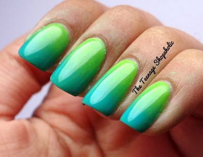 Lime Green Blue Nails, Teal And Lime Green Nails, Lime Nails Acrylic, Turquoise Pedicure, Gelly Nail, Turquoise Nail Designs, Lime Nails, Hawaiian Nails, Beach Themed Nails