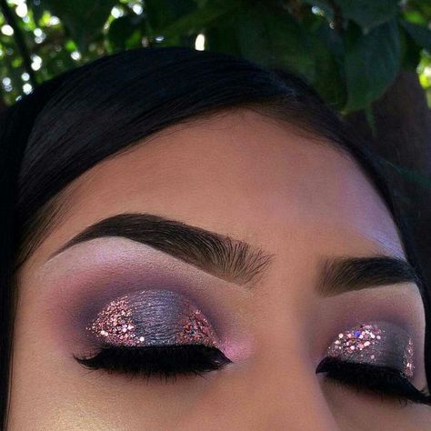 Eyeliner Shadow, Makeup Removers, Face Beat, Face Chart, Insta Ideas, Makeup Game, Smokey Eyes, Makeup Obsession, Makeup Goals