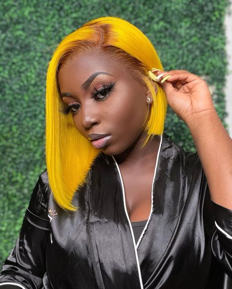 Wigs On Dark Skin Women, Yellow Wig, Straight Lace Wig, Yellow Hair Color, Bob Black, Bob Lace Front Wigs, Ombre Wigs, Yellow Hair, Short Bob Wigs