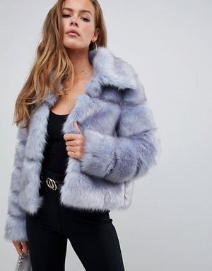 Fur Jacket Outfit, Cropped Fur Jacket, Fur Trench Coat, Shag Jacket, Long Sleeve Denim Jacket, Denim Jacket With Dress, Jacket Outfit, Black Faux Fur, Mode Online