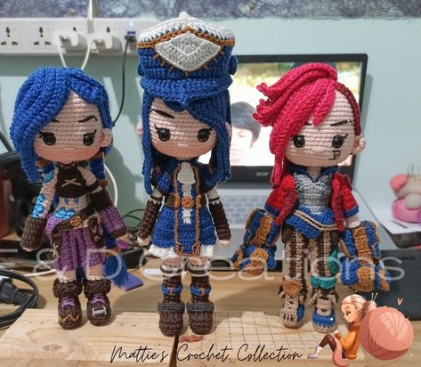 League Of Legends Universe, Cotton Crochet Patterns, Crocheted Dolls, Crochet Christmas Gifts, Cute Sewing Projects, Crochet Design Pattern, Kawaii Crochet, Crochet Fashion Patterns, Riot Games