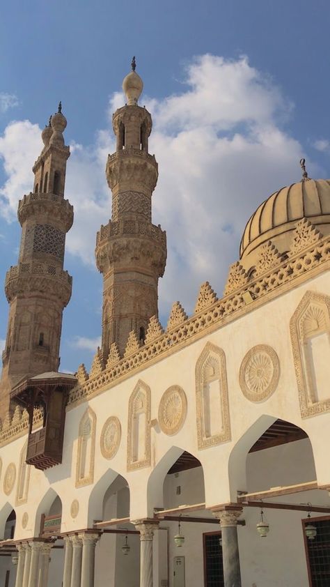 Al Azhar Mosque, Aesthetic Egypt, Azhar Mosque, Egypt Aesthetic, Al Azhar, Building Aesthetic, Egypt Art, Pretty Landscapes, Arabic Calligraphy Art