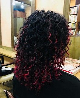 Curly Perm, Modern Shag Haircut, Perm Hair, Modern Shag, Natural Curly Hair Cuts, Dyed Curly Hair, Highlights Curly, Highlights Curly Hair, Hair Dyed