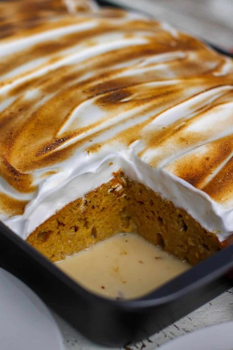 Pumpkin Pie Tres Leches, Pumpkin Tres Leches Cake Recipe, Maple Meringue, Pumpkin Tres Leches, Pumpkin Tres Leches Cake, Tres Leches Recipe, Cuban Mojo, Tres Leches Cake Recipe, Meringue Recipe