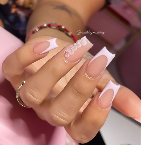 Girly Acrylic, Beauty Hacks Nails, Diy Acrylic Nails, Lavender Nails, Girly Acrylic Nails, French Tip Acrylic Nails, French Acrylic Nails, Acrylic Flower, Nails Diy