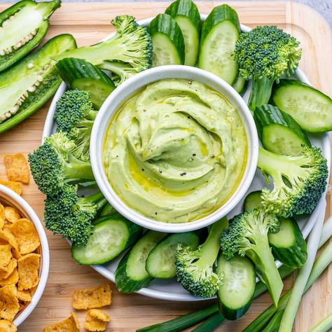 This Avocado Greek Yogurt Ranch Dip recipe is so easy to make and comes together in just 10 minutes. Perfect appetizer for any gathering. Ranch Dip With Greek Yogurt, Avocado Ranch Dip, Yogurt Ranch Dip, Dip With Greek Yogurt, Greek Yogurt Ranch Dip, Healthy Veggie Dip, Yogurt Ranch, Shrimp Bbq Recipes, Healthy Dip Recipes