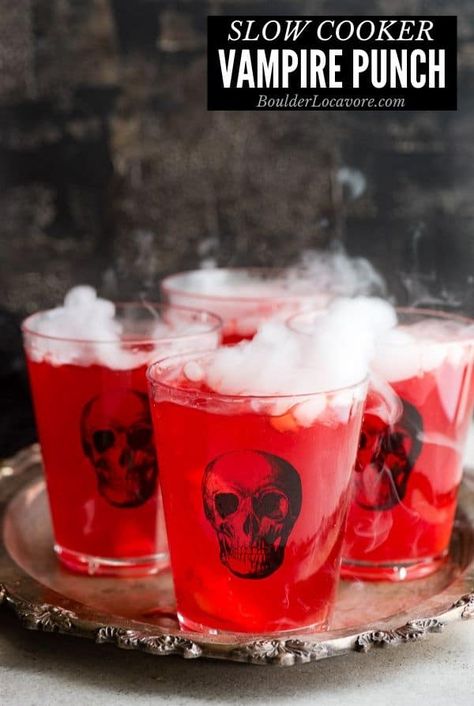 Slow Cooker Vampire Punch is a 3-ingredient blood red punch that can be served hot or cold. Non-alcoholic but instructions for spiking included. #halloween #punchrecipe #easyrecipe #slowcooker Vampire Punch, Punch Halloween, Halloween Punch Recipes, Red Punch, Fall Eats, Halloween Chic, Halloween Drinks Alcohol, Halloween Punch, Jungle Juice