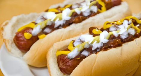 6 Most Popular Michiganian Dishes - TasteAtlas Coney Dog Sauce, Chili Dog Sauce, Hot Dog Sauce Recipe, Wet Burrito, Hotdog Chili Recipe, Coney Sauce, Hot Dog Chili Sauce, Hot Dog Sauce, Coney Dog