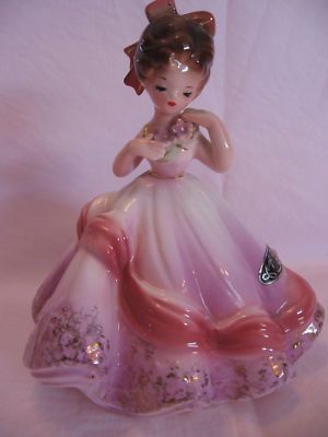 Josef Originals girl from the First Formal series -- Antique Price Guide Details Page Hummel Figurines Antiques, Lefton Figurines, Porcelain Eggs, Girls Pink Dress, Mini Figurine, China Dolls, Vintage Kitsch, Porcelain China, Porcelain Jewelry