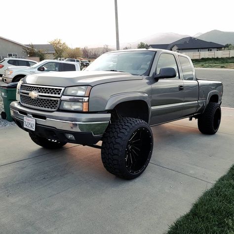 Cateye Silverado 1500 Lifted, 07 Silverado 1500, 03 Chevy Silverado 1500, Cateye Chevy 1500, 05 Chevy Silverado, 2004 Chevy Silverado 2500 Hd, Lifted Cateye Chevy, Cateye Silverado 1500, 2006 Chevy Silverado 1500 Lifted