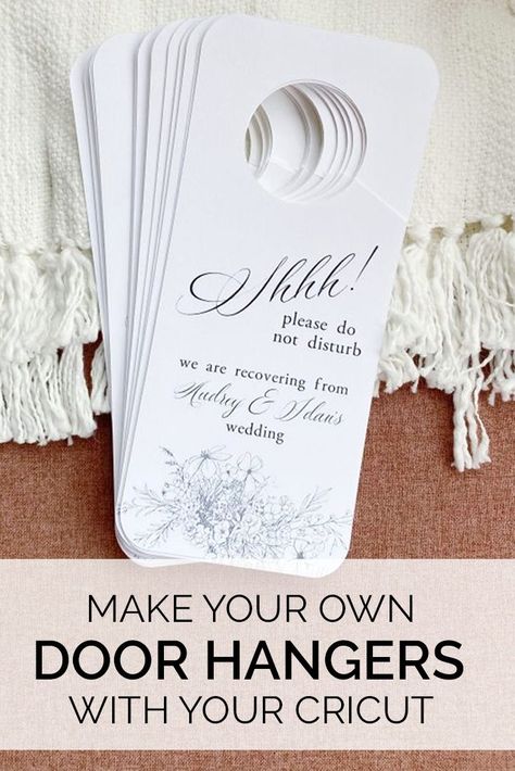 How to Make a Door Hanger with your Cricut Wedding Hotel Gift Bags, Hotel Gift Bags, Pocket Template, Bachelorette Diy, Make A Door, Beau Film, Cricut Wedding, Wedding Hotel, Gift Presentation