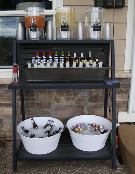 Drink Stand For Party, Drinks Cooler Ideas Outdoor Parties, Diy Drink Stand Beverage Stations, Drink Station Ideas Party Outdoor, Beer Storage For Wedding, Soda Display For Party, Beer Display Ideas Party, How To Display Soda Cans At A Party, Soda Bar Graduation Party