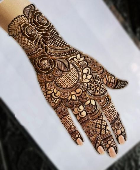 Front Mehndi Design, Legs Mehndi Design, Rose Mehndi Designs, Mehndi Design Pictures, Very Simple Mehndi Designs, Simple Mehndi Designs Fingers, Engagement Mehndi Designs, Stylish Mehndi Designs, Latest Bridal Mehndi Designs