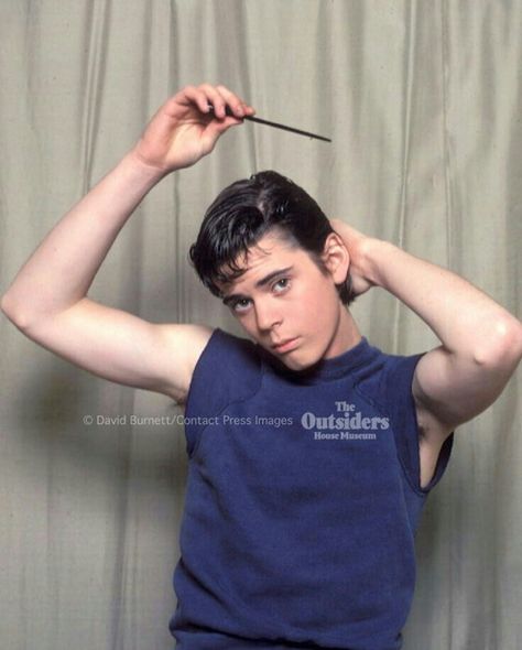 Pony always carin' bout his looks... The Outsiders House, Outsiders House, S E Hinton, The Outsiders Ponyboy, Outsiders Imagines, Ponyboy Curtis, The Outsiders Imagines, House Movie, The Outsiders Cast