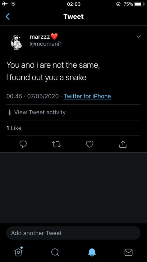 Betrayal Tweets, Twitter Quotes About Fake People, Snake Friends Quotes, Snakes Quotes, Fake Friends Quotes Betrayal, Snake Quotes, Meaning Full Quotes, Betrayed By A Friend, Fake Quotes