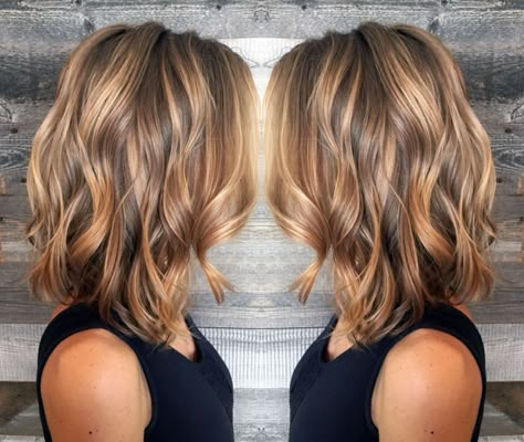 Shoulder Length Hair Balayage, Brown Hair With Highlights And Lowlights, Balayage Lob, Caramel Balayage, Caramel Highlights, Hair Styles 2017, Summer Hair Color For Brunettes, Wavy Bobs, Brown Blonde Hair