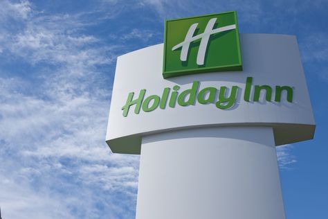 ‘What more could I ask for?’ Man plans to ditch nursing home for Holiday Inn | FOX59 Madrid Restaurants, Nursing Home Care, Barcelona Restaurants, Texas Man, Intercontinental Hotel, Senior Discounts, Hotel Staff, Mini Vacation, Weird News