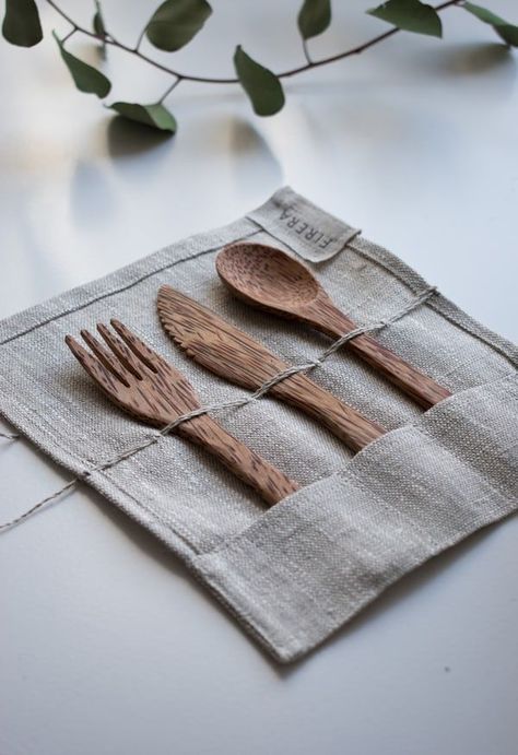 Eco Friendly Kitchen, Tas Fashion, Zero Waste Lifestyle, Wooden Utensils, 자수 디자인, Eco Friendly Living, Eco Friendly Gifts, Plastic Waste, Wooden Spoons