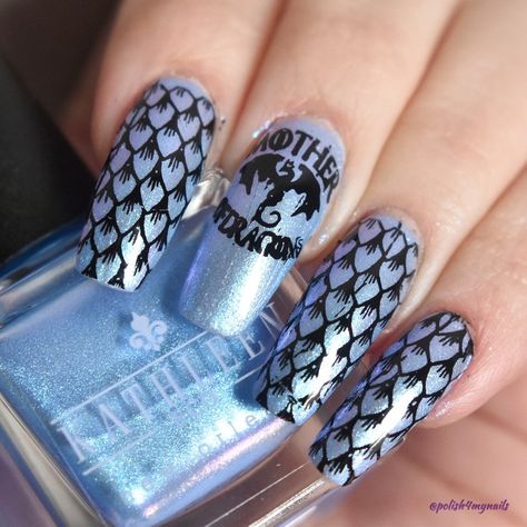 Nail stamping Game Of Thrones Got Nails, Got Nails Art Designs, Vikings Nails Designs, Targaryen Nails, Game Of Thrones Nails, Game Of Thrones Nail Art, Games Of Thrones, Nail Stamping, Game Of Thrones