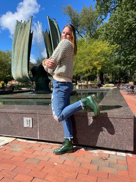 Green doc marten outfit Green stripes Sweater outfit #fitinspo #outfits Green Doc Martens Outfit, Stripes Sweater Outfit, Martin Boots Outfits, Green Doc Martens, Marten Outfit, Doc Martin Outfits, Dr Martin Boots, Striped Sweater Outfit, Martens Outfit