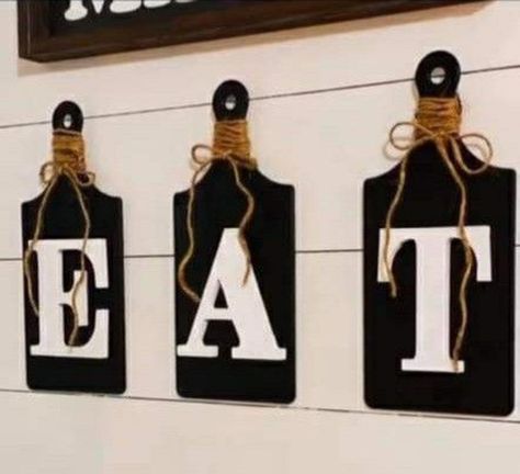 Dollar Tree Kitchen Decor, Dollar Tree Kitchen, Diy Farmhouse Ideas, Kitchen Wall Hangings, Kitchen Decor Wall Art, Diy Wall Art Decor, Diy Dollar Tree Decor, Dollar Tree Decor, Dollar Tree Diy Crafts