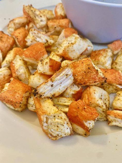 Air Fryer Recipes UK! | Crab sticks!
I’ve made this dozens of times and the family can’t get enough!
320F/150C for 8-10 mins! | Facebook Air Fryer Crab Sticks, Air Fryer Crab Bites, Airfryer Fish, Air Fryer Recipes Uk, Air Fryer Recipes Keto, Crab Sticks, Carb Dishes, Crab Stick, No Cook Appetizers