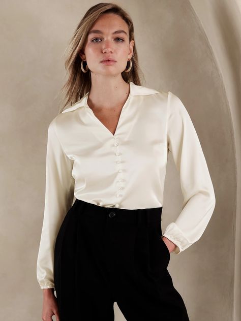 Discover great products at the best prices at Dealmoon. Banana Republic Satin Covered-Button Blouse. Price:$34.00 at Banana Republic Factory Button Blouse, Silky Blouse, Silk Camisole, Long Sleeve Plaid Shirt, Banana Republic Women, Banana Republic Factory, Work Wardrobe, Blouse Shirt, Professional Outfits