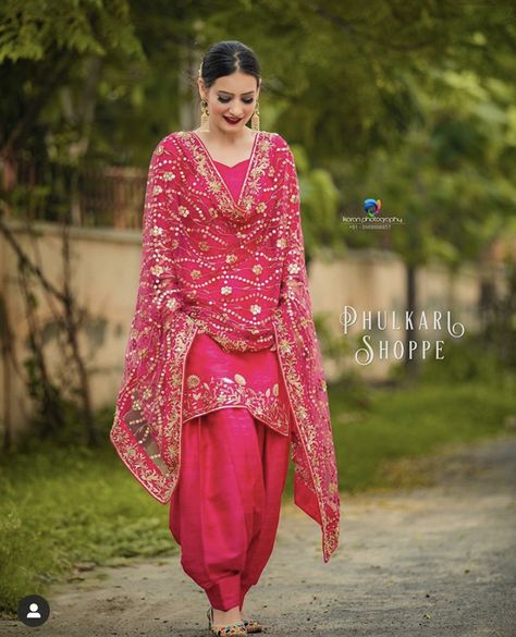 Pink salwar suit # pink heavy dupatta # Fulkari suit Pink Salwar Suit, Indian Gown, Patiyala Dress, Phulkari Suit, Lehenga Dress, Western Glam, Blouse Indian, Indian Fashion Trends, Punjabi Fashion