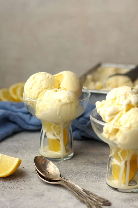 Lemon Custard Ice Cream, Brioche Dinner Rolls, Ice Cream Lemon, Lemon Curd Ice Cream, Lemon Ice Cream Recipe, Pie And Ice Cream, Non Dairy Ice Cream, Strawberry Ice Cream Recipe, Custard Ice Cream