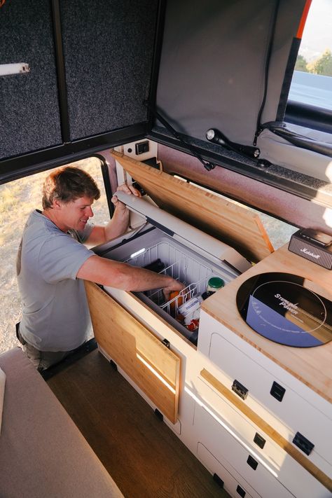 Defender Camper Interior, Land Rover Defender Camper, Campervan Fridge, Defender 110 Camper, Defender Overland, Land Rover Defender Expedition, Landrover Camper, 4wd Camping, Land Rover Defender Camping