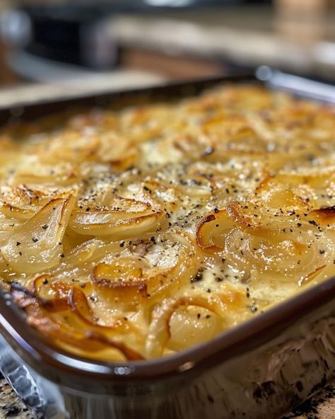 Creamy Onions Side Dish, Onion And Cheese Casserole, Pearl Onions Thanksgiving, Baked Onions And Cheese, Potato Onion Cheese Casserole, Baked Vegetables In White Sauce, Onion Side Dish Recipes, Roasted Parmesan Creamed Onions, Veggie Dishes For Party