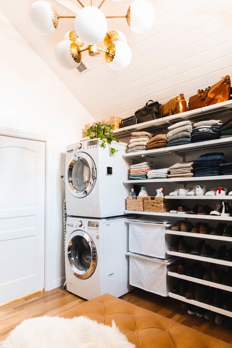 Laundry Room Closet Ideas, Room Closet Ideas, Ideas Armario, Laundry Room Design Ideas, Laundry Room Lighting, Small Laundry Room Organization, Room Storage Diy, Stackable Washer And Dryer, Laundry Room Closet